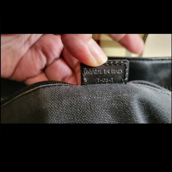 Burberry top handle tote bag - Picture 9 of 11